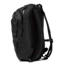 Load image into Gallery viewer, Arc&#39;teryx Granville Zip 16 Backpack / Black
