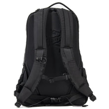 Load image into Gallery viewer, Arc&#39;teryx Arro 16 Backpack / Black
