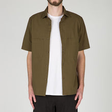 Load image into Gallery viewer, {ie SS Seersucker Shirt / Canteen
