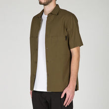 Load image into Gallery viewer, {ie SS Seersucker Shirt / Canteen
