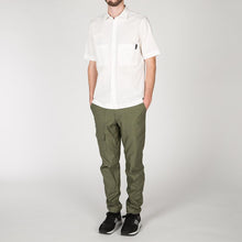 Load image into Gallery viewer, {ie SS Seersucker Shirt / White
