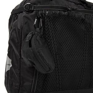 and wander 25L Tote Bag / Black
