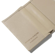Load image into Gallery viewer, COMME des GARÇONS SA640E Embossed Leather Wallet / Off White

