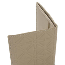 Load image into Gallery viewer, COMME des GARÇONS SA640E Embossed Leather Wallet / Off White
